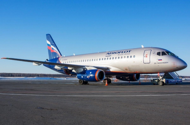 Следующий из Ижевска до Москвы самолет сняли с рейса из-за протекания топлива