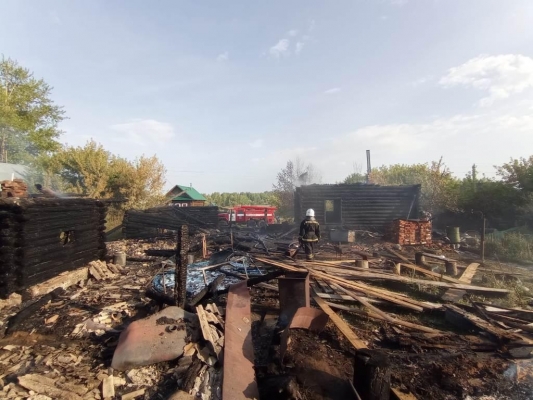 В Воткинском районе игры ребенка со спичками стали причиной пожара
