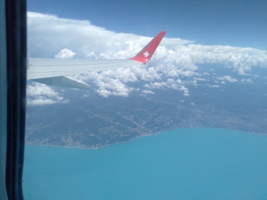 Пассажирам самолета «Ижавиа» возместят расходы за потерянный день отпуска из-за вынужденной посадки в Махачкале