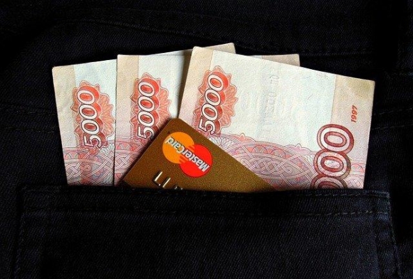В Ижевске выявили фальшивую банкноту в 5 000 рублей