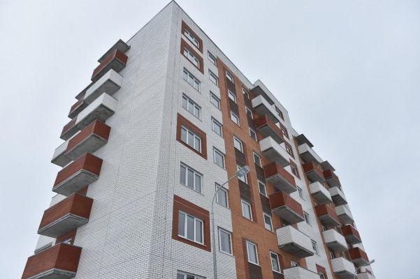 910 человек из аварийных домов переехали в новое жилье в Удмуртии 