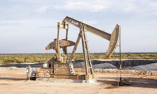 Охлаждение на рынке нефти, по мнению аналитиков, носит локальный характер