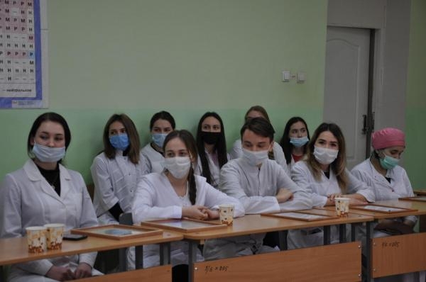 Студенты-медики получили благодарности за работу в больницах Удмуртии во время пандемии