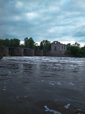 30-летняя женщина утонула во время сплава на байдарках по реке Чепца в Удмуртии