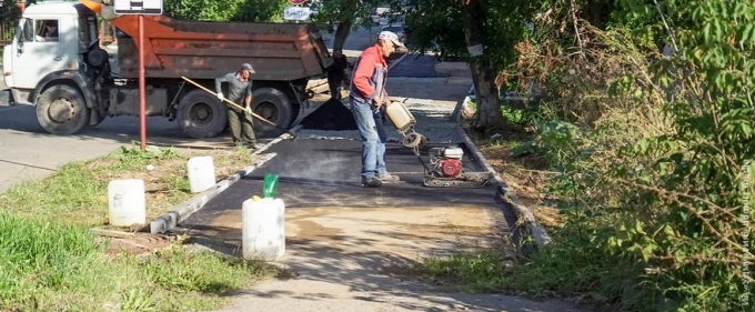 Жителей Ижевска призывают вносить свои предложения в программу ремонта тротуаров 