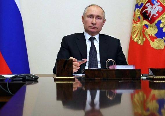 Владимир Путин призвал все регионы сделать 31 декабря выходным днем