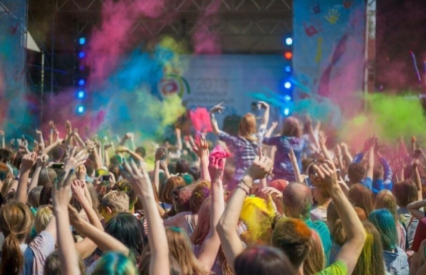 Фестивали мыльных пузырей, красок и волшебных шаров пройдут в Ижевске 20 июля