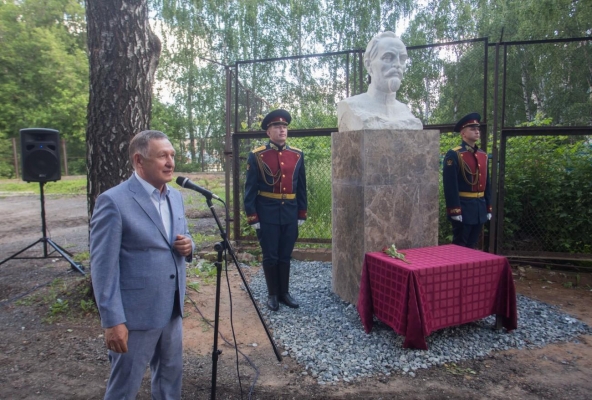 В Ижевске открыли памятник Феликсу Дзержинскому