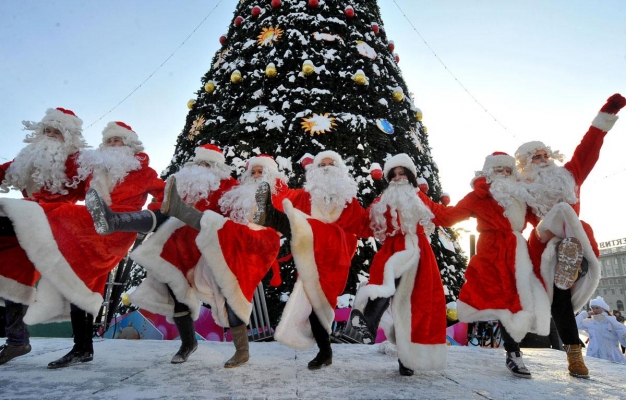 Новогодние каникулы в России в 2022 году продлятся 10 дней 