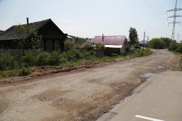 20 млн рублей дополнительно выделят на ремонт дорог в частном секторе и тротуаров в Ижевске