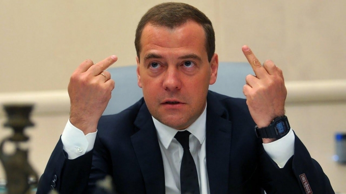 Дмитрий Медведев заявил о возможности запретить соцсети из-за вмешательства в политику России
