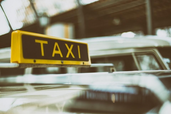 Таксиста из Ижевска обвиняют в изнасиловании клиентки