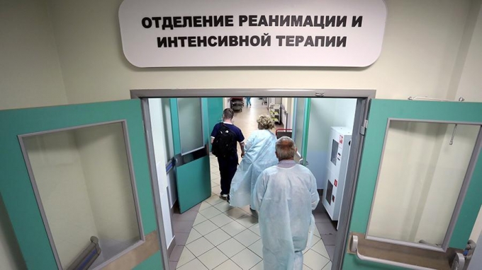 Президент РФ подписал закон о доступе родственников пациентов в реанимацию