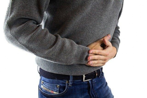 Ученые назвали болезни желудка, усугубляющие течение COVID-19