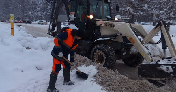 В Ижевске работают 133 единицы снегоуборочной техники