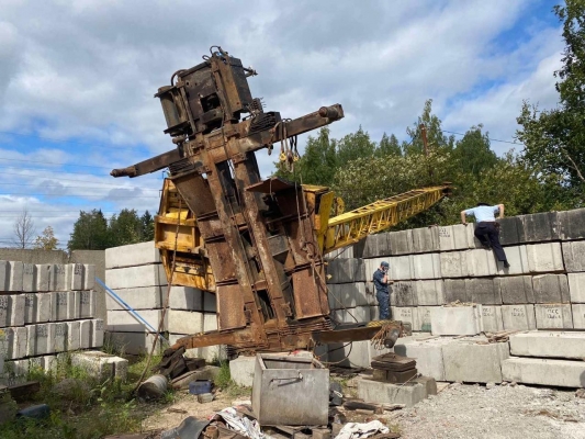 Следственные органы проводят проверку по факту падения строительного крана в Ижевске