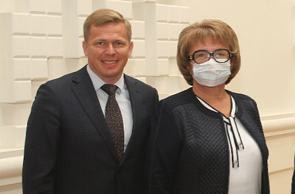 Иван Черезов получил удостоверение депутата Госсовета Удмуртии