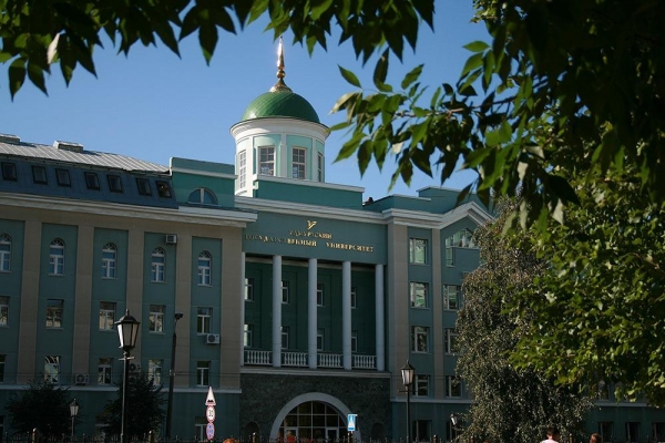 Прокуратура Удмуртии выявила нарушения по срокам выдачи дипломов выпускникам УдГУ