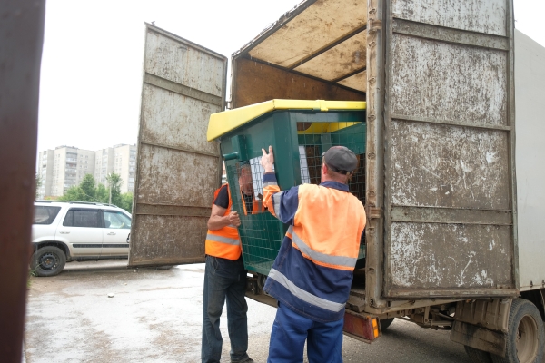 В Глазове установили первые 15 контейнеров для раздельного сбора мусора