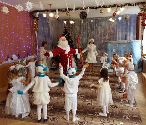 Родителей допустят на новогодние утренники в детских садах Ижевска 