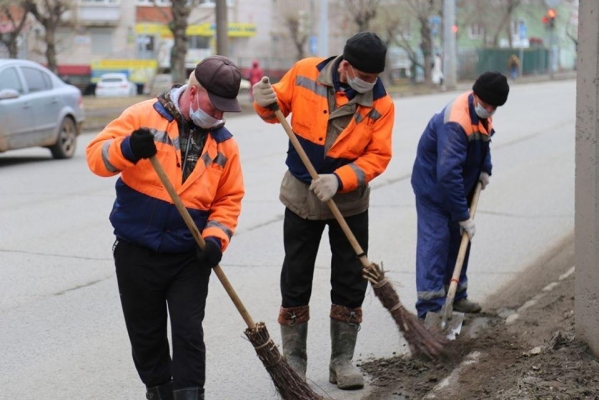 Оставшихся из-за коронавируса без работы жителей Удмуртии привлекут к весенней уборке городов