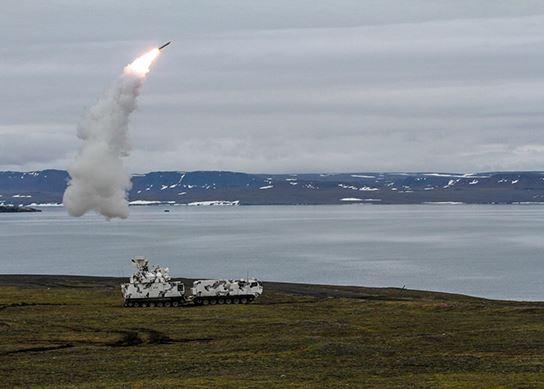 Зенитчики Северного флота выполнили первые стрельбы из арктических ЗРК «Тор-М2ДТ» на архипелаге Новая Земля