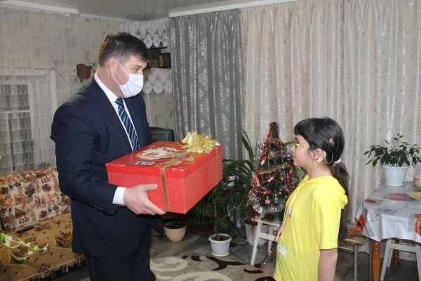 Более 450 желаний исполнили в Удмуртии в рамках акции «Елка желаний»