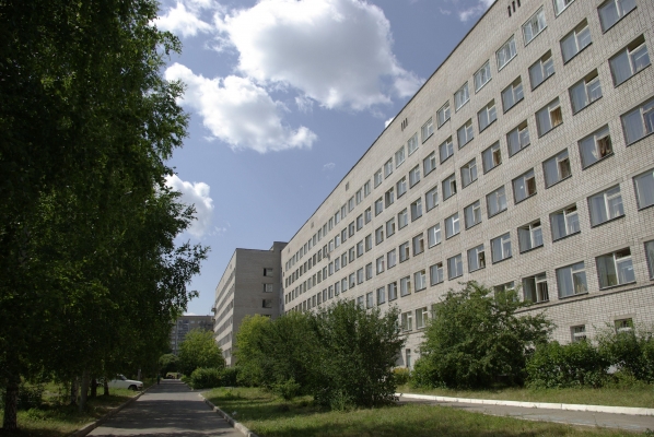 Пациентов перепрофилированной под ковид-центр ГКБ №6 в Ижевске перенаправят в другие больницы