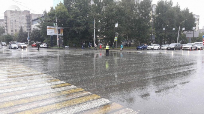 На улице Майской в Ижевске временно закроют движение транспорта