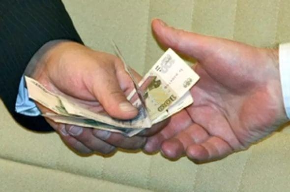 Сервис hh.ru: За последние два года в Удмуртии снизилась доля «белых» зарплат 