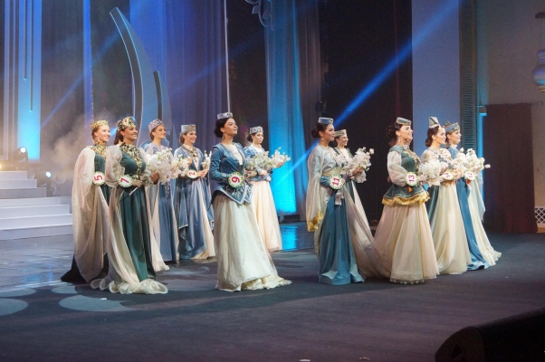 Корона конкурса красоты «Татар Кызы-2019» отправилась из Ижевска в Узбекистан