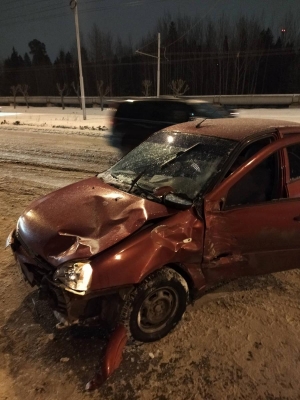 18-летний водитель наехал на двух пешеходов в Ижевске 