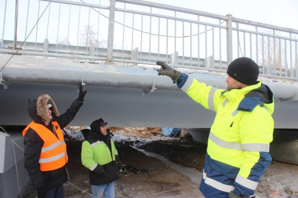 Капитальный ремонт моста через реку Лудзилка в Увинском районе Удмуртии почти завершен 