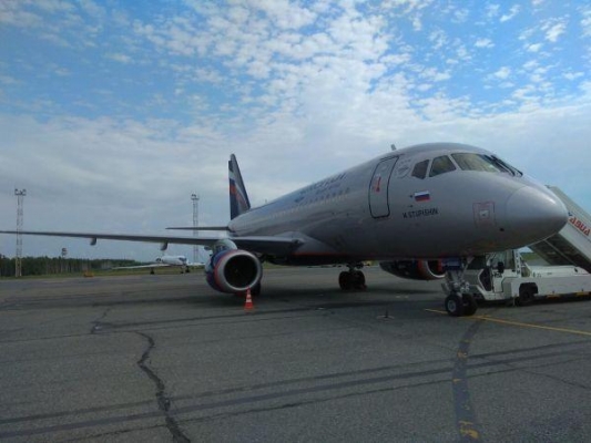 Авиарейс Ижевск-Москва задержали из-за неисправности радара 