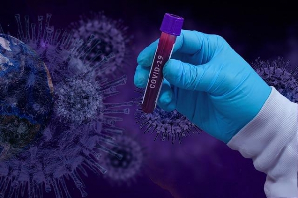 Все больше россиян верят в искусственное происхождение коронавируса