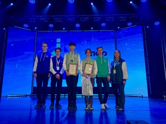 Школьники из Удмуртии заняли первое место в программировании БПЛА на Интеллектуальной олимпиаде ПФО