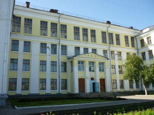 13,2 млн рублей планируют выделить на ремонт фасада школы №55 в Ижевске