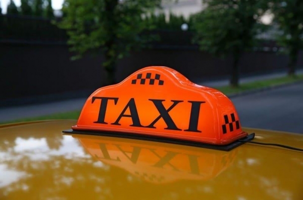 Антирейтинг сервисов по вызову такси составили в Ижевске