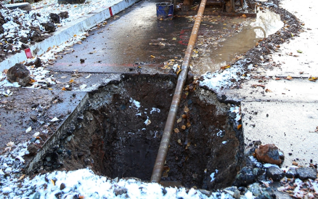 Реконструкцию ливневой канализации по улице Новостроительная в Ижевске завершат через неделю  