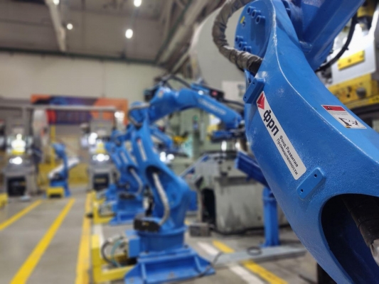 ИЗТТ запустил крупнейший в России проект роботизации производства