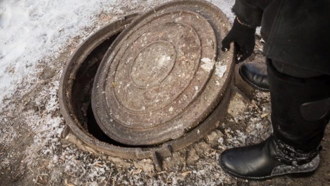 Подозреваемого в серии краж канализационных люков задержали в Ижевске