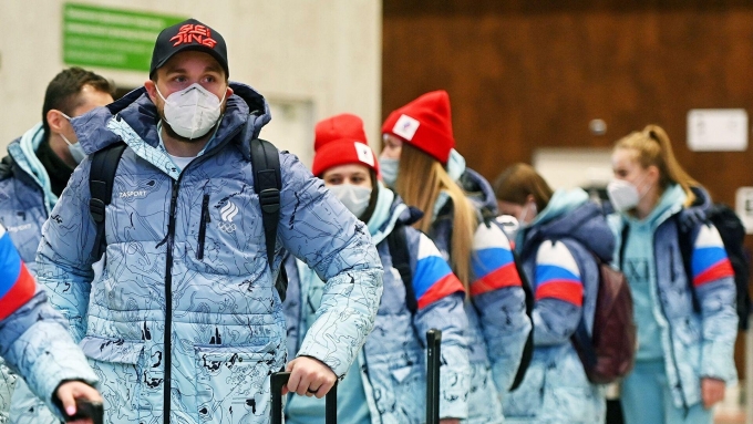 Первая группа российских олимпийцев прибыла в Пекин 