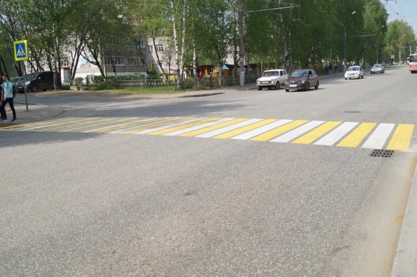 90 пешеходных переходов обновят в Ижевске к началу учебного года