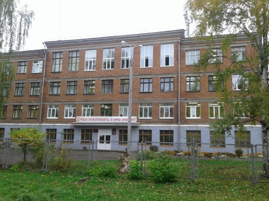 Власти Ижевска пока не будут объединять лицей №30 и школу №40
