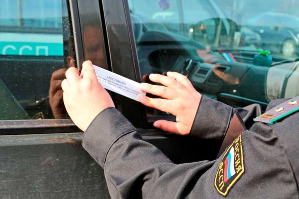 Ижевчанин лишился автомобиля из-за более 80 неоплаченных штрафов за нарушение ПДД