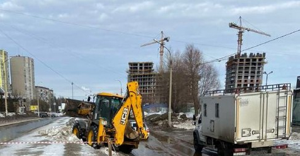Ижводоканал локализует порыв на улице Ленина в Ижевске в течение дня