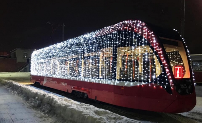 Новые трамваи «Львенок» перевезли своего 100-тысячного пассажира в Ижевске