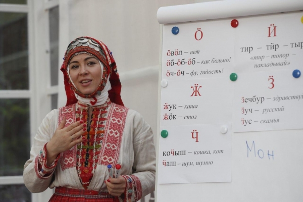 Курсы удмуртского языка возобновили в столице страны
