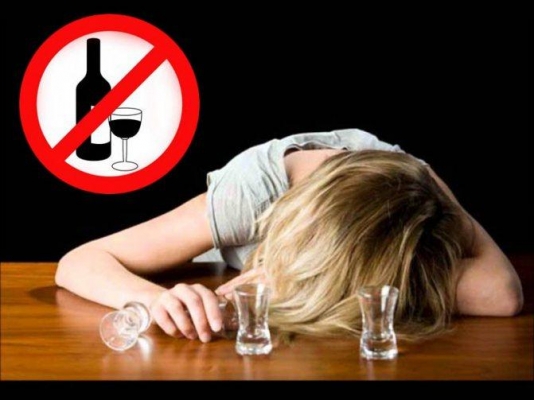 В Ижевске от употребления алкоголя скончалась 17-летняя девушка 