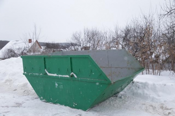 В частном секторе Ижевска изменится график вывоза мусора из-за весенней распутицы